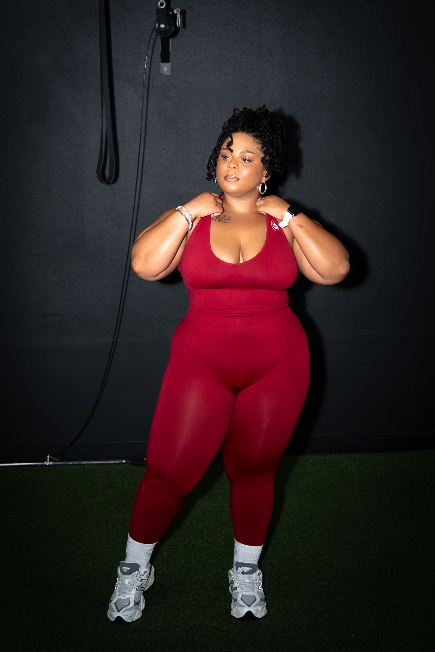 MERLOT SCULPT HALTER