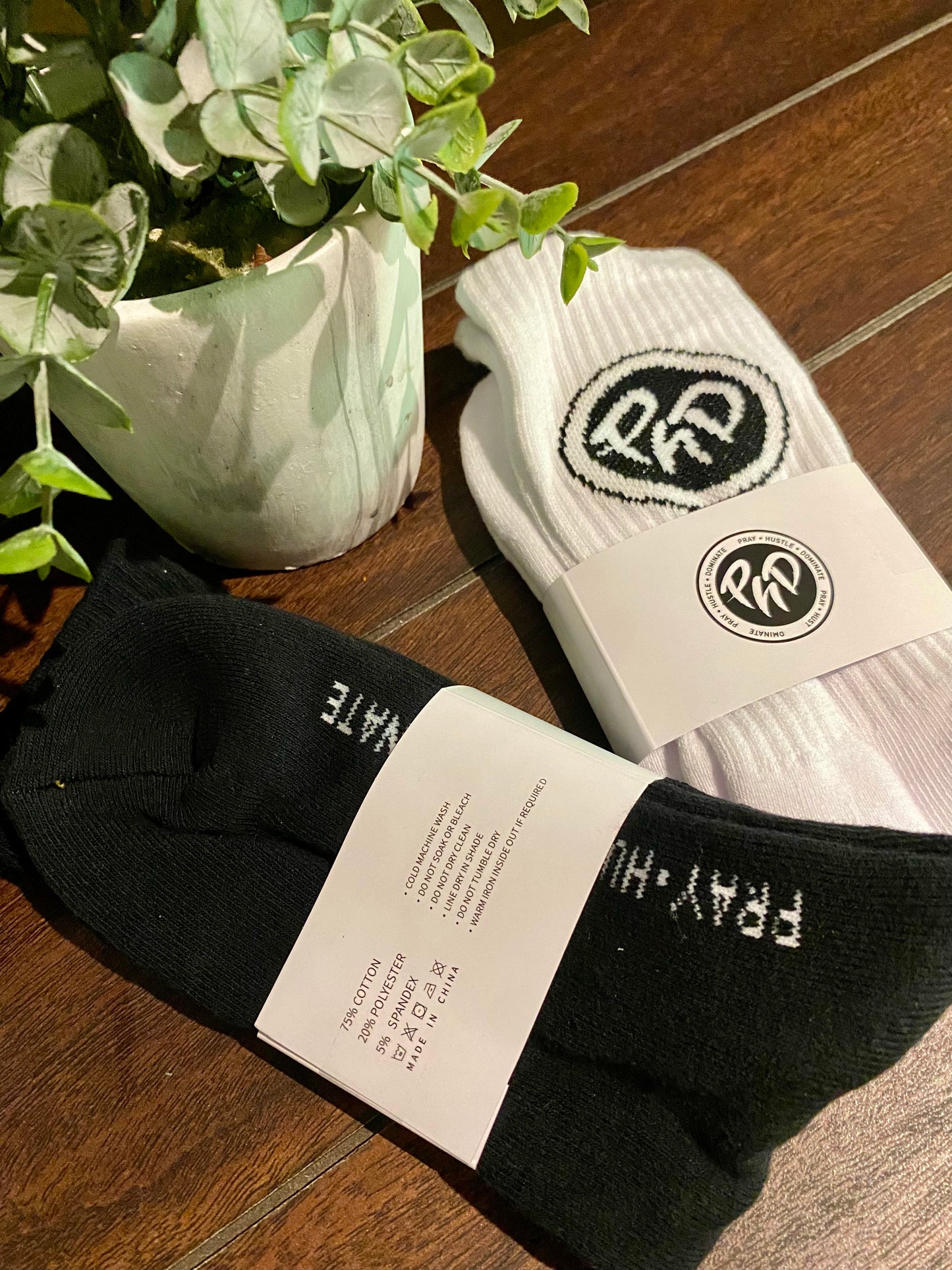 LYFESTYLE CREW SOCKS