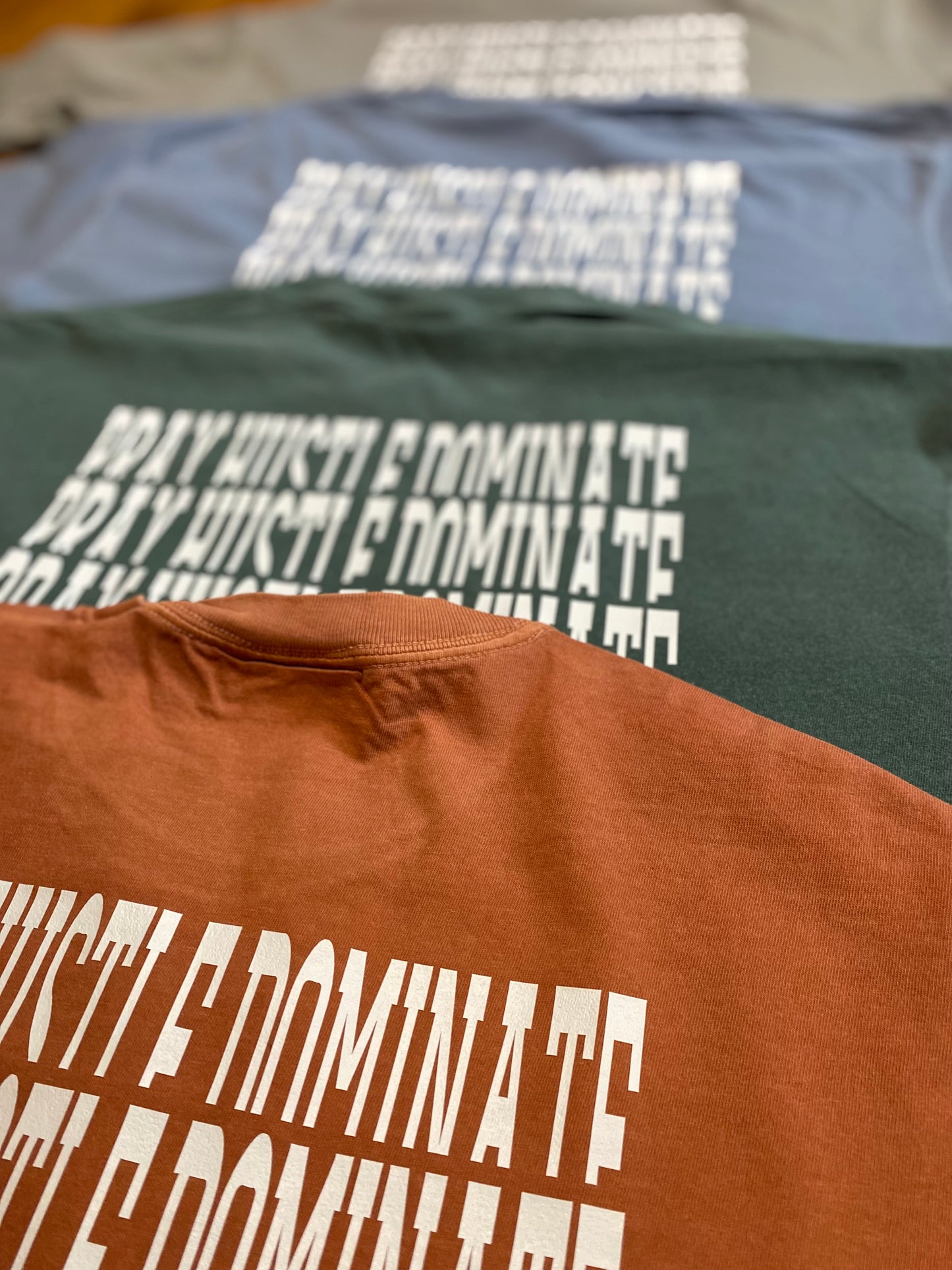 MANTRA TEE