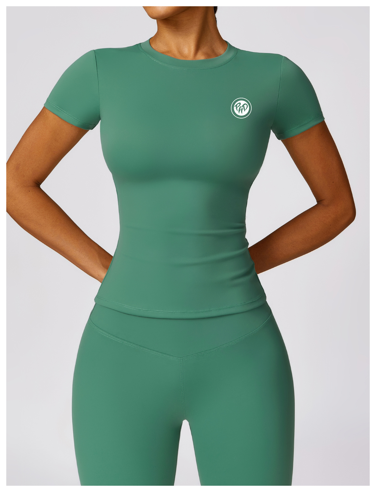 AURA SPORTS TOP