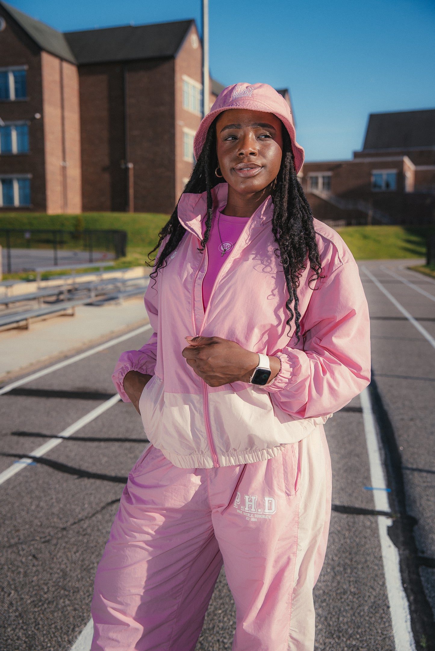 VICTORY TRACK PANTS