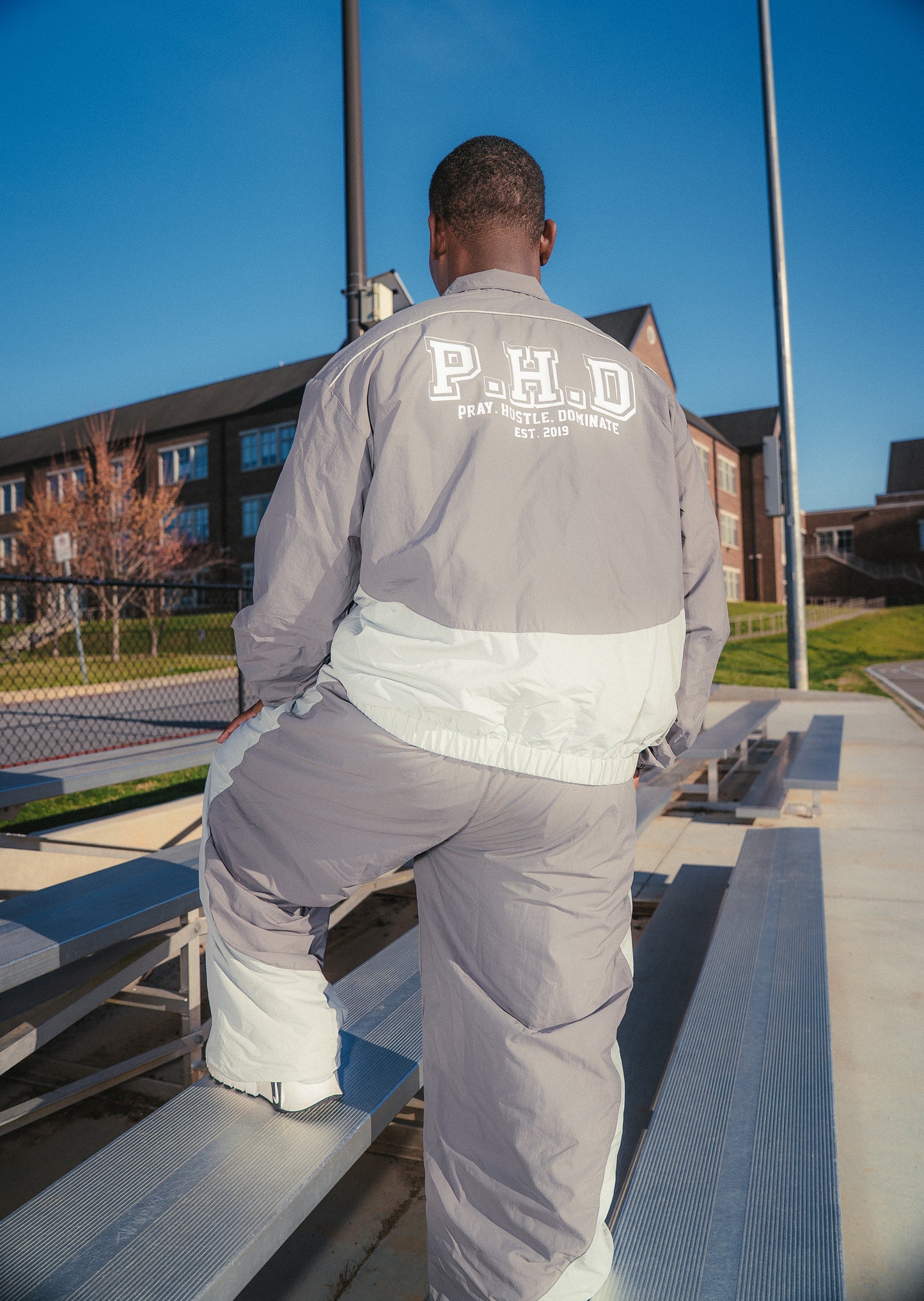 VICTORY TRACK JACKET