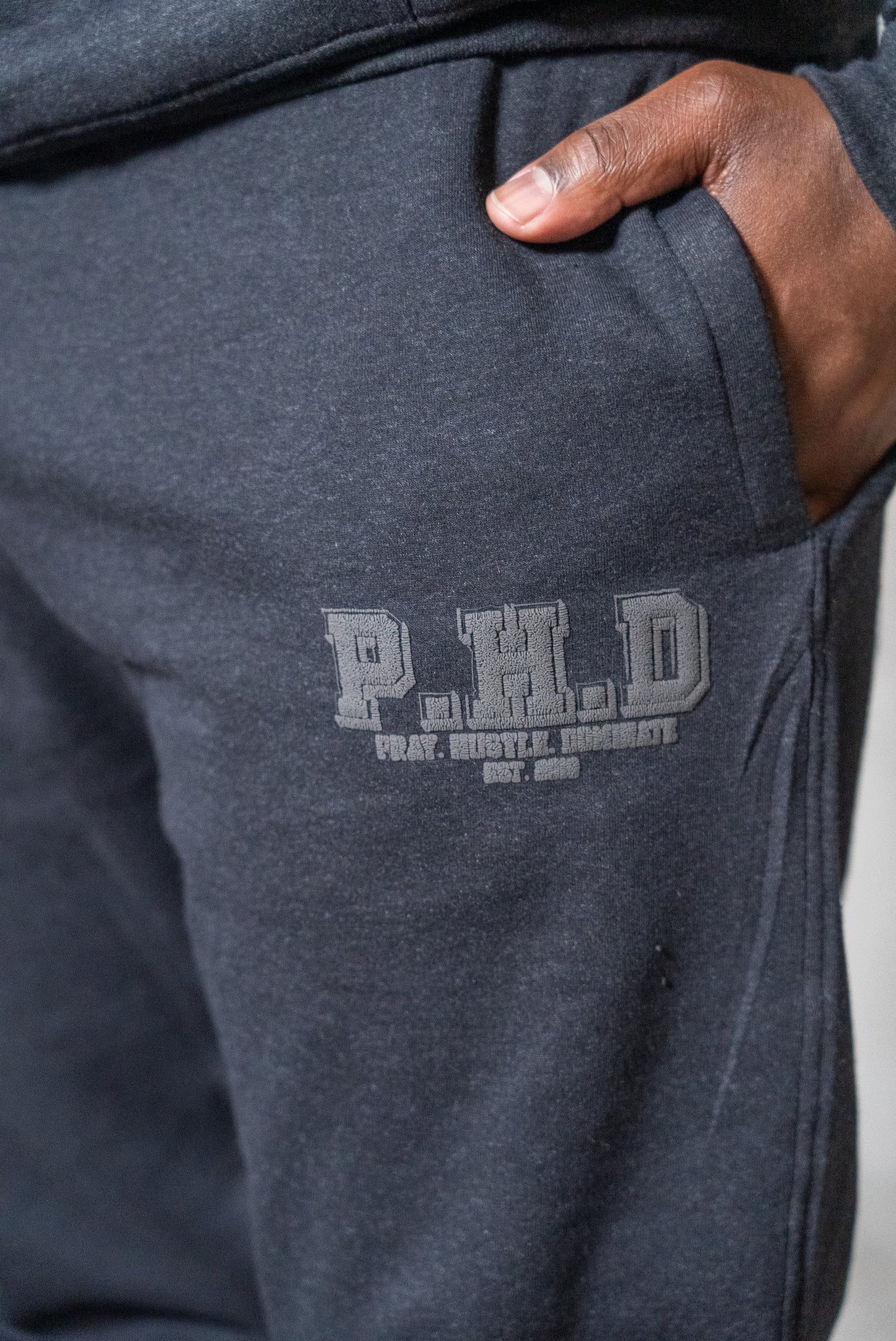 VARSITY SWEATS