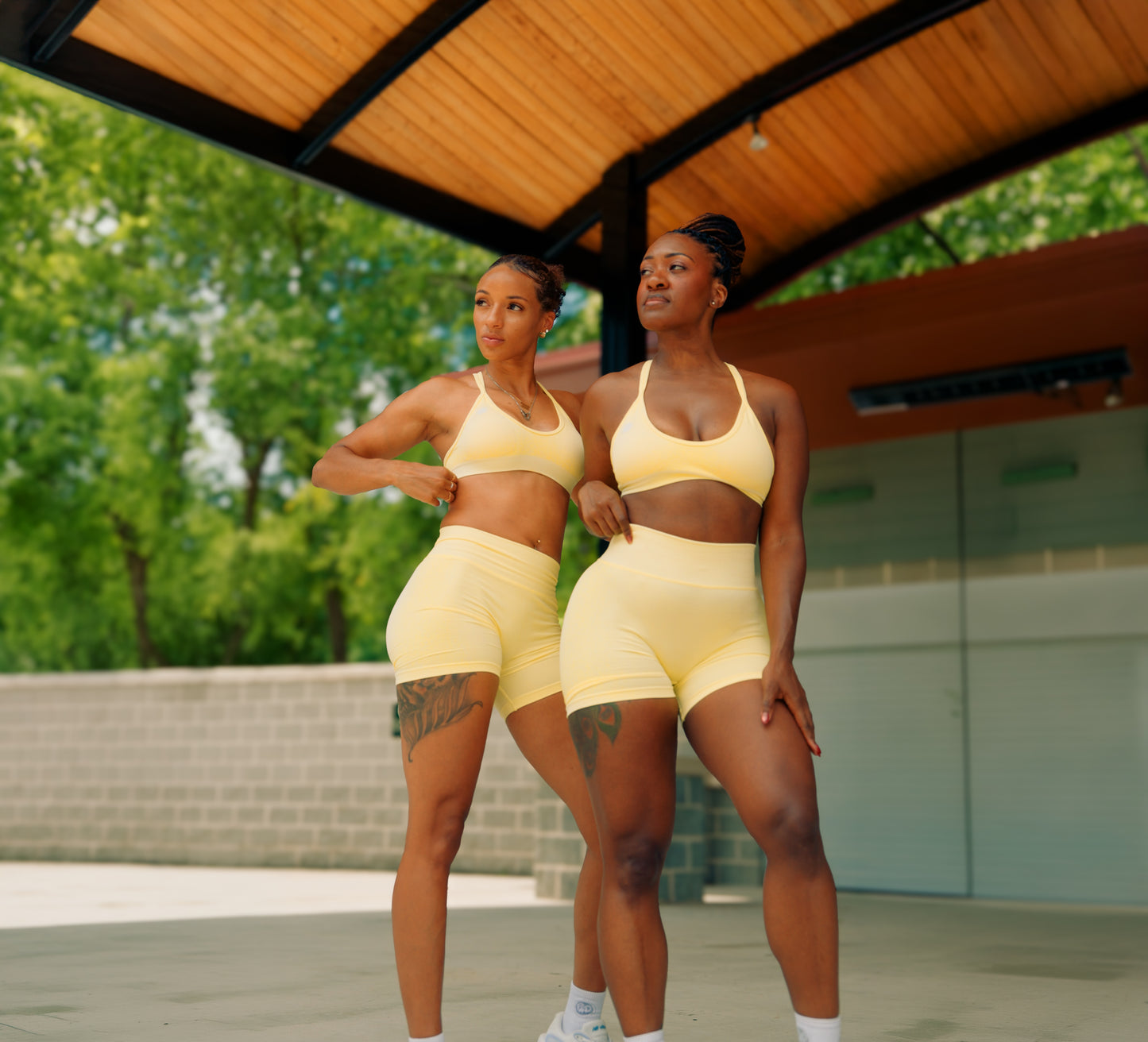 GLOW SHORTS